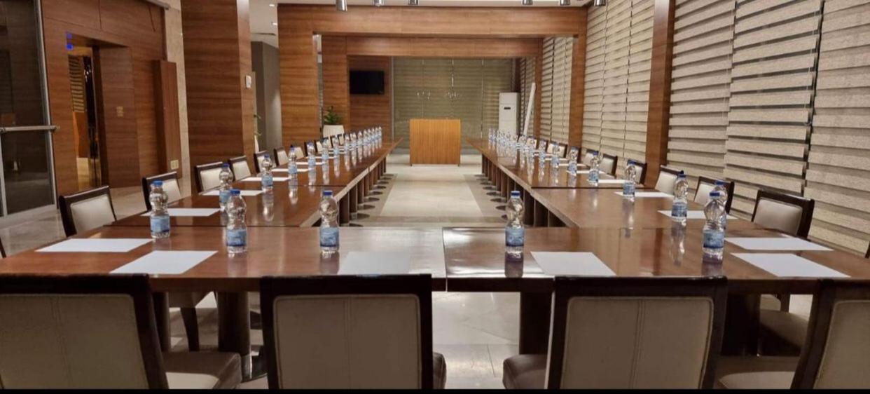 Karbala Rayhaan Hotel & Suites Bagian luar foto