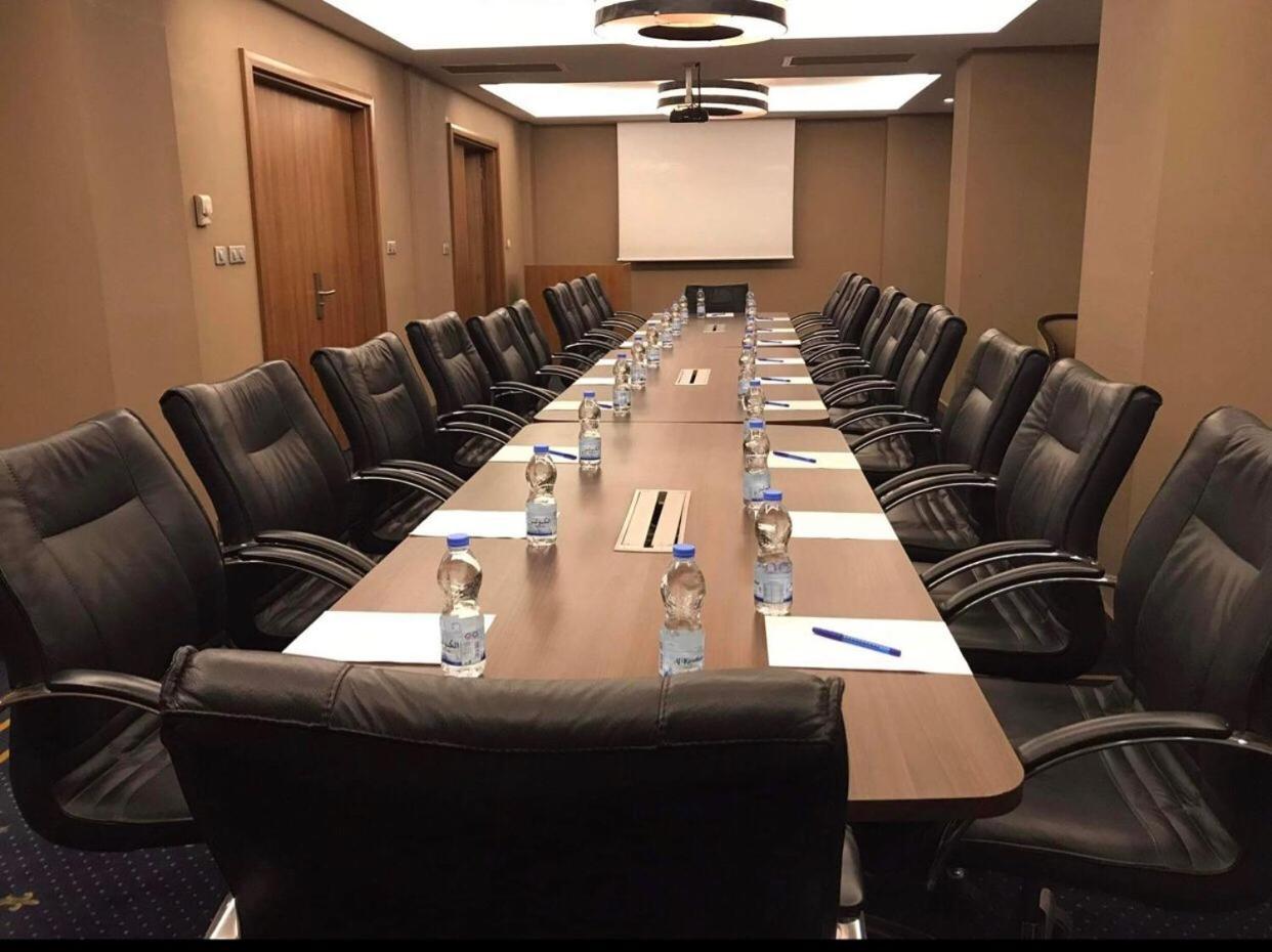 Karbala Rayhaan Hotel & Suites Bagian luar foto